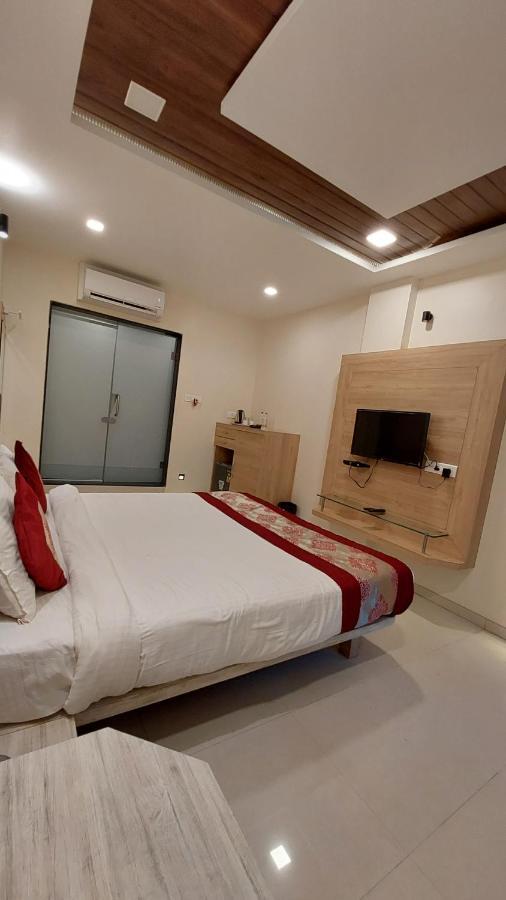 Onella Regency Hotel Panchgani Eksteriør billede