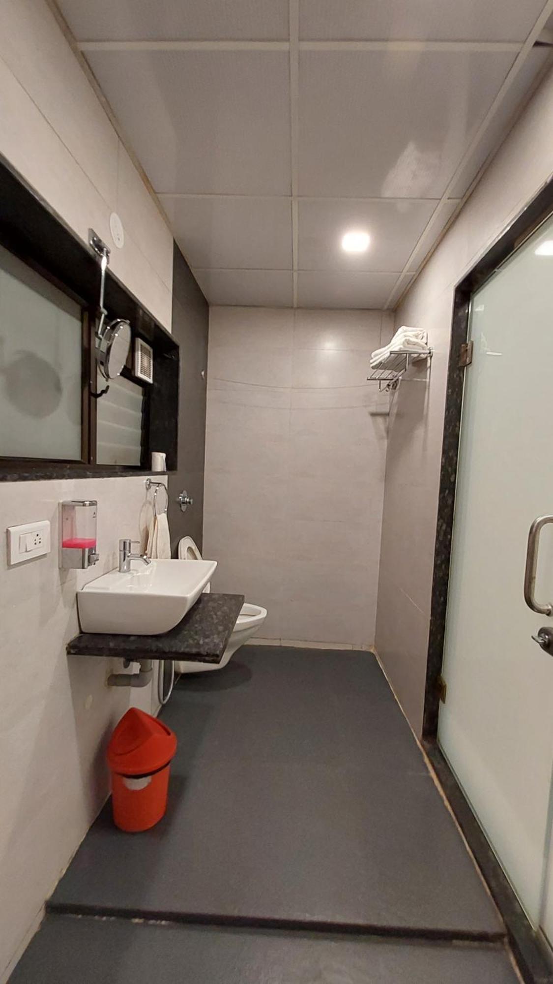 Onella Regency Hotel Panchgani Eksteriør billede